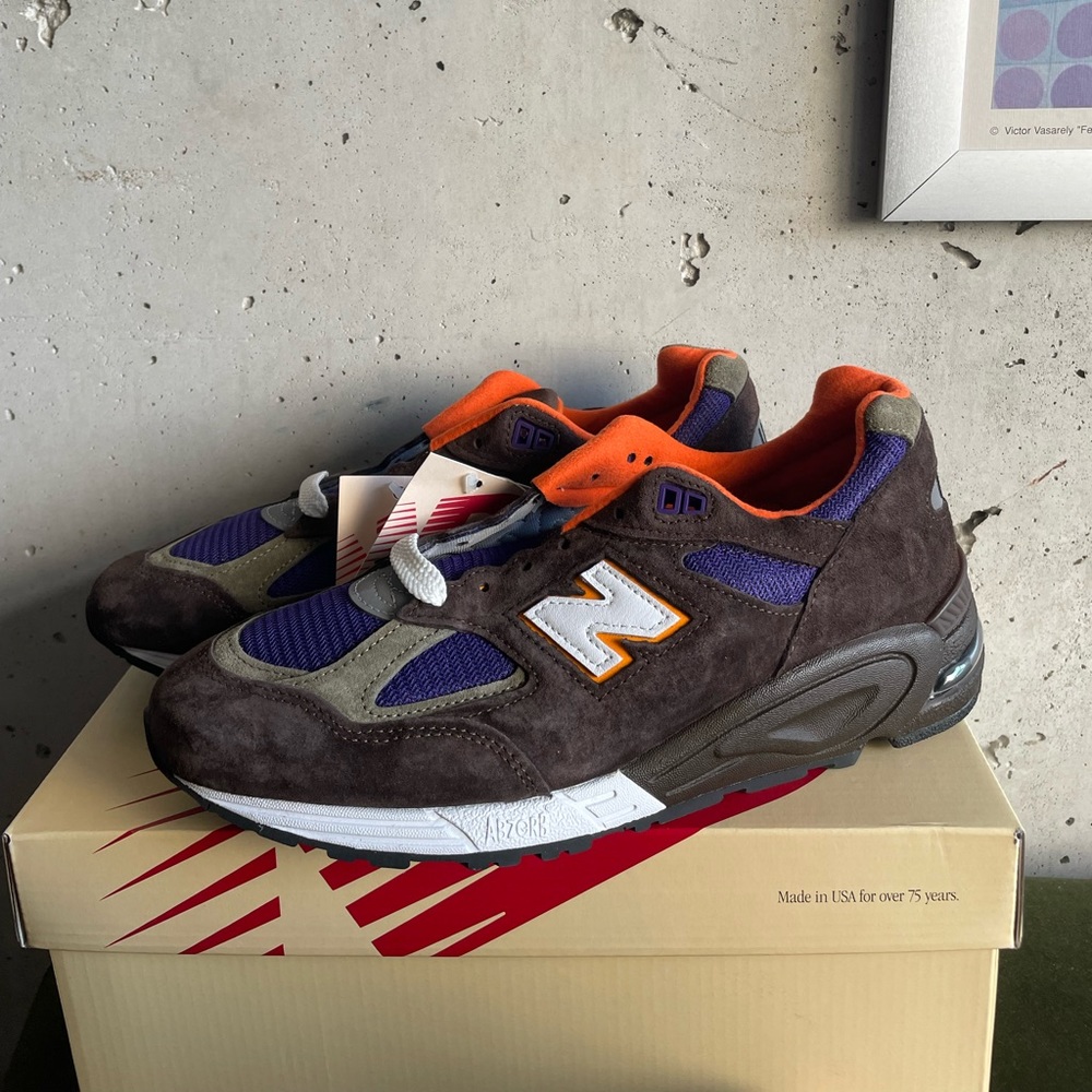 NEW IN BOX New balance 990v2 BR2